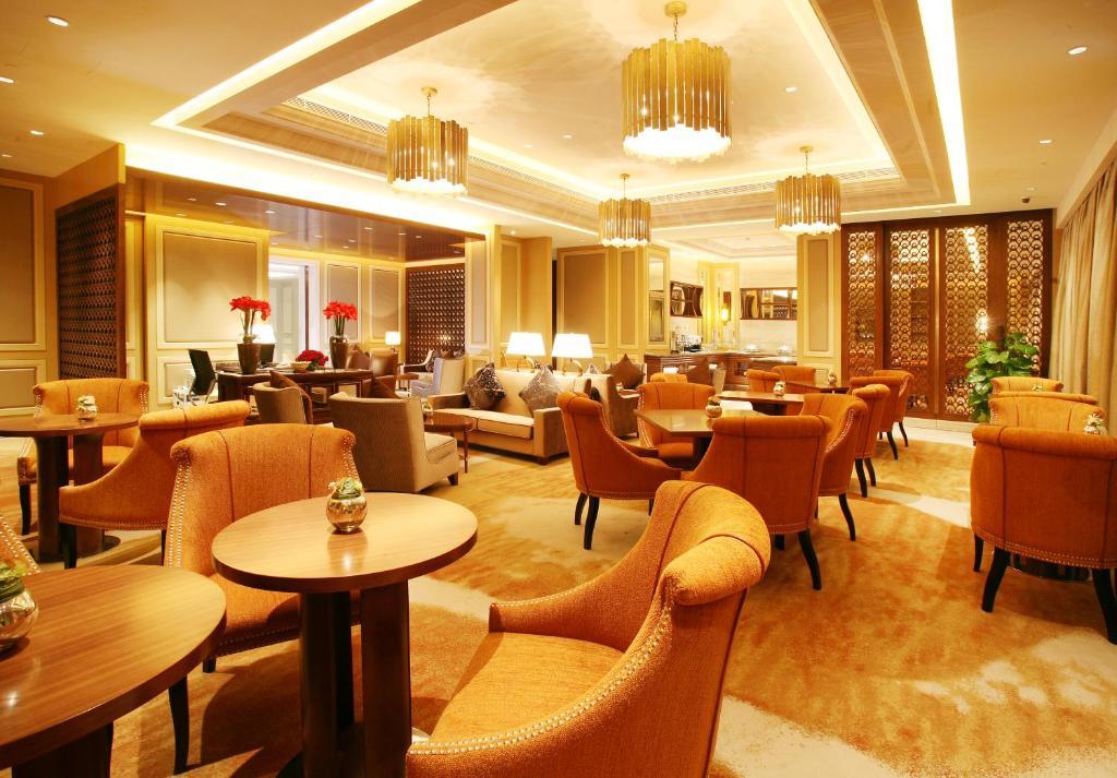 Landison Green Town Hotel Xinchang Экстерьер фото